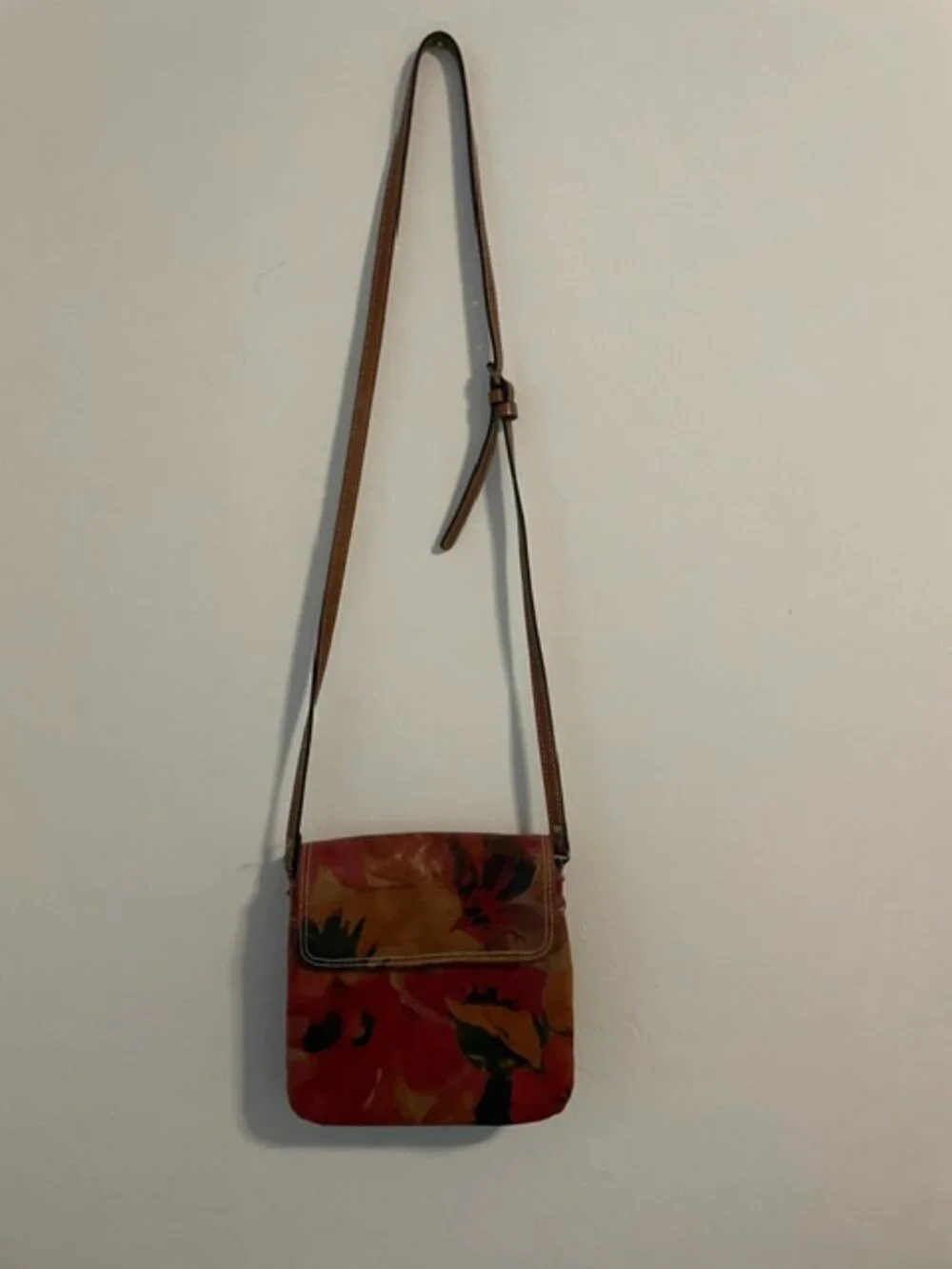 Patricia Nash Balluri Crossbody Bag in Spring Multicolor Floral Print.